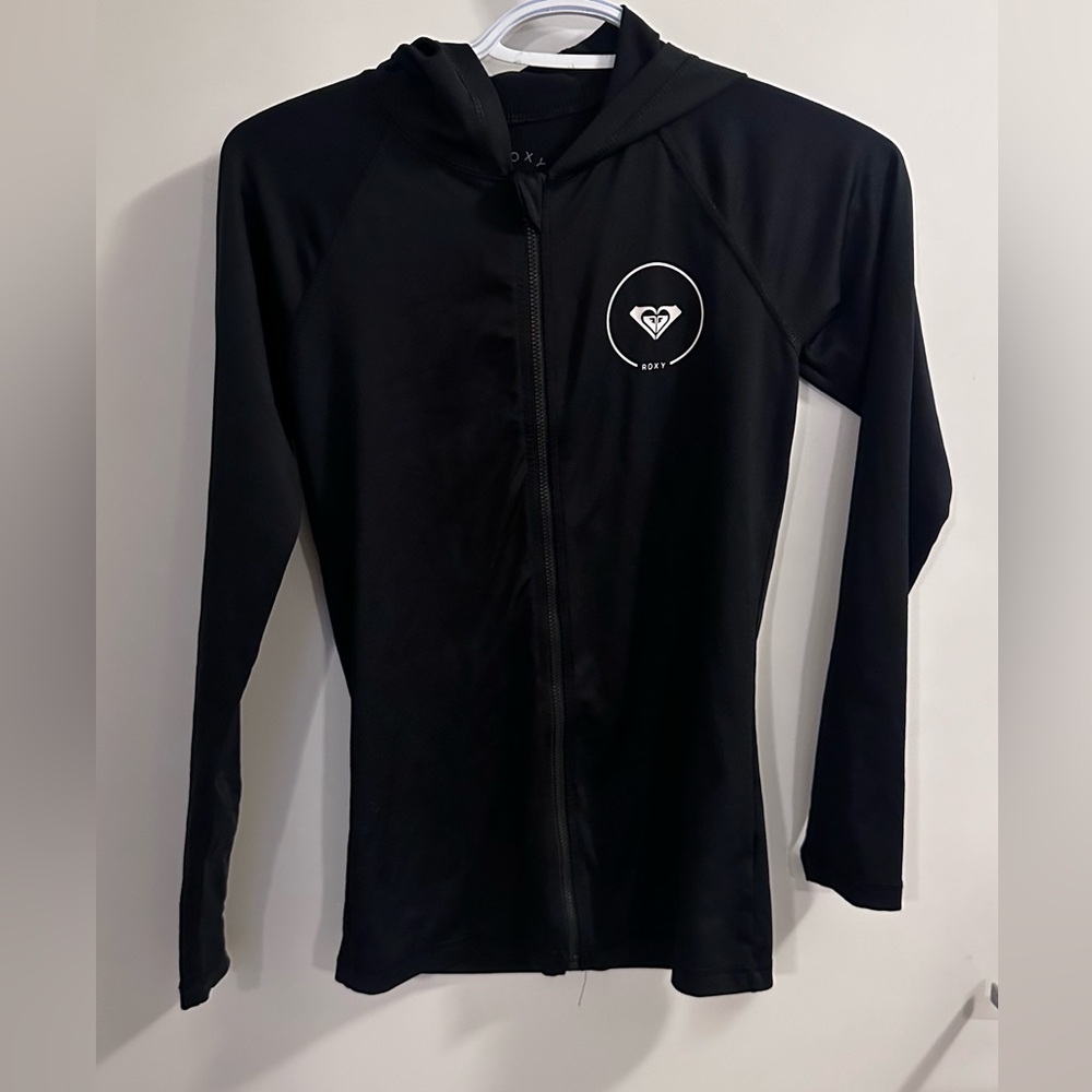 Women’s Roxy zip up hoodie. Size small